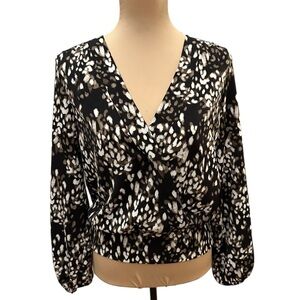 Nine West V-Neck Long Sleeve Blouse- Like New